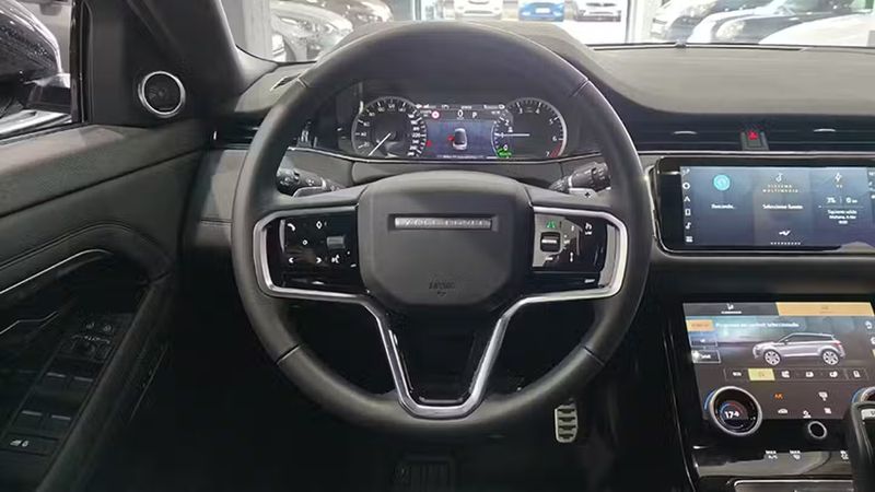 Land Rover Range Rover Evoque • 2024 • 15,070 km 5