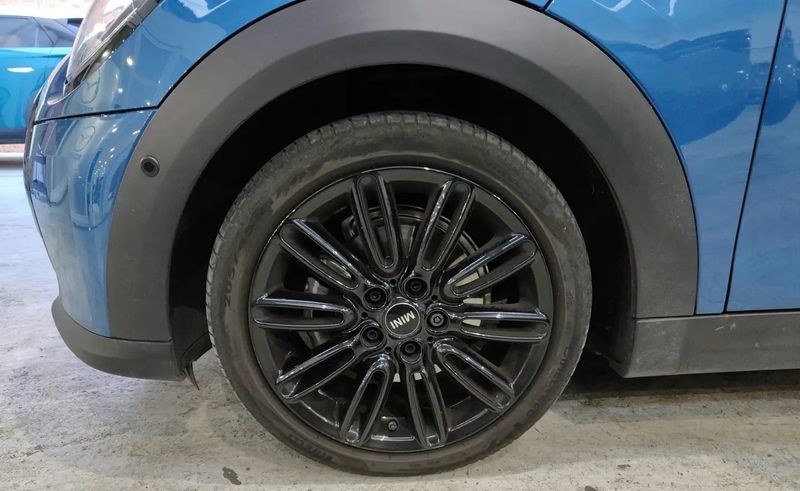 MINI Cooper • 2023 • 37,054 km 14