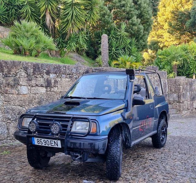 Suzuki Vitara • 1990 • 98,000 km 4