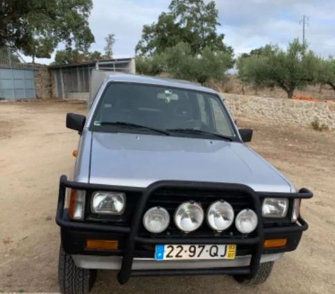 Mitsubishi L200 • 1993 • 300,000 km 1