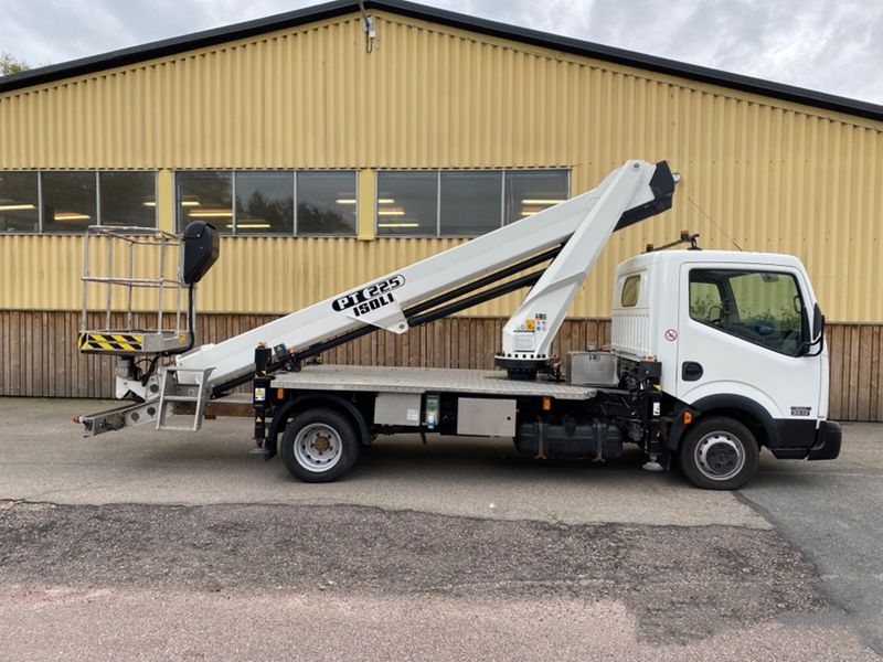 Nissan Cabstar E - T • 2012 • 20,598 km 5