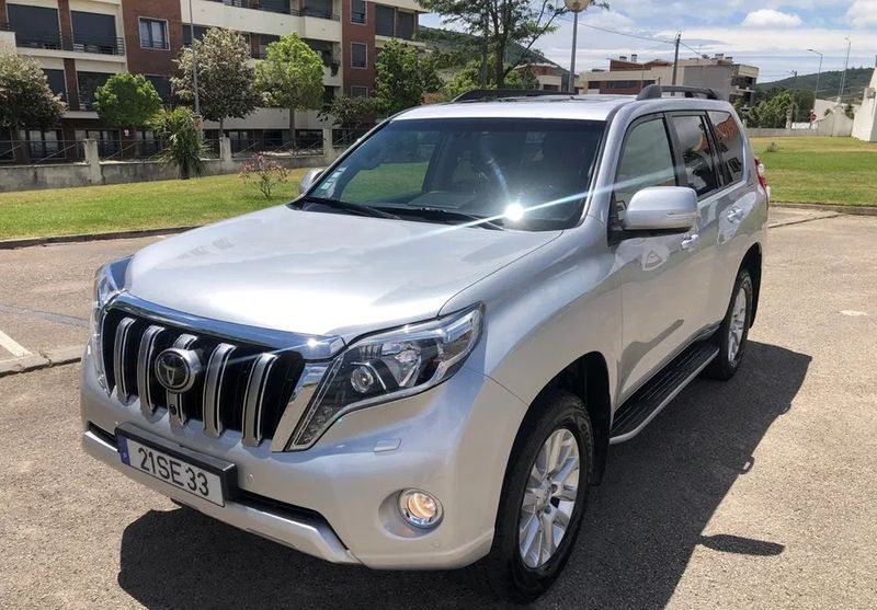Toyota Land Cruiser • 2016 • 139,000 km 2