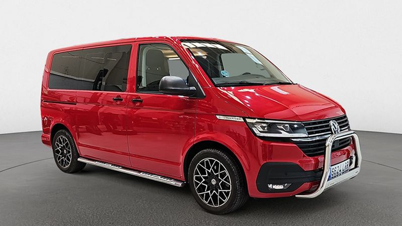 Volkswagen Multivan • 2021 • 30,742 km 13