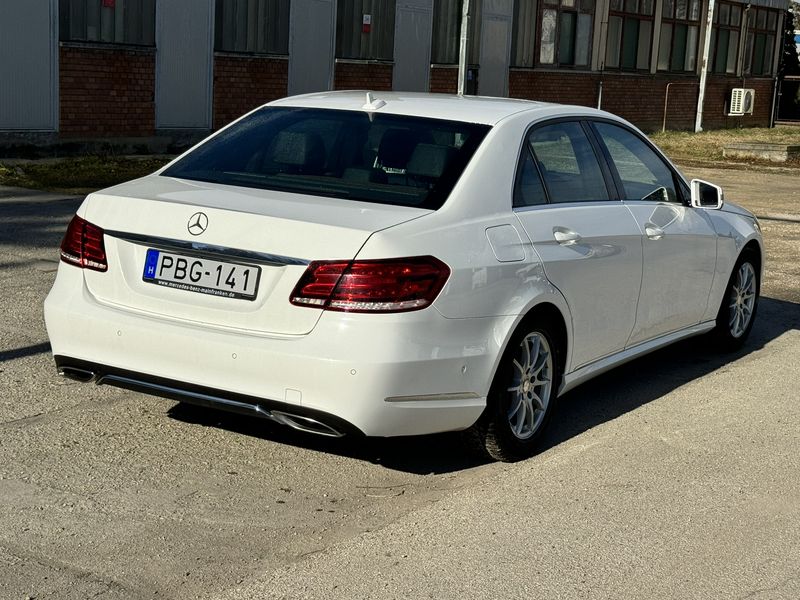 Mercedes-Benz E • 2015 • 262,000 km 4