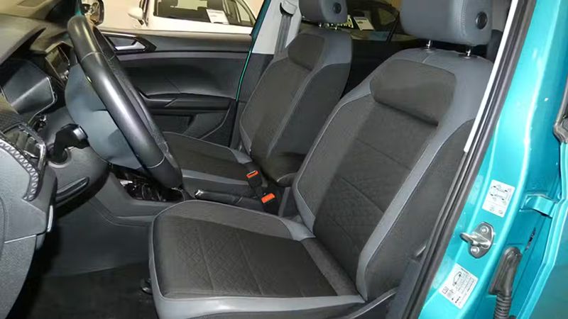 Volkswagen T-Cross • 2022 • 35,294 km 11