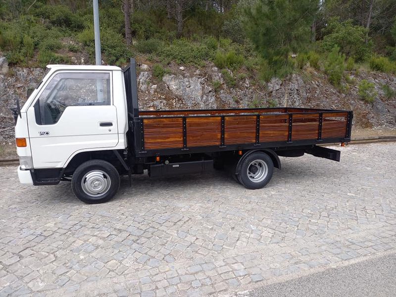 Toyota Dyna • 2000 • 204,000 km 4