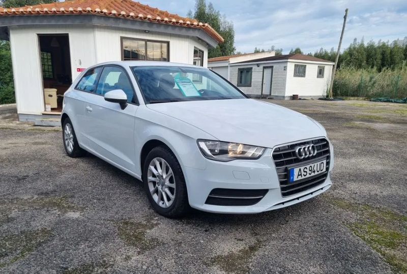 Audi A3 • 2015 • 220,000 km 1