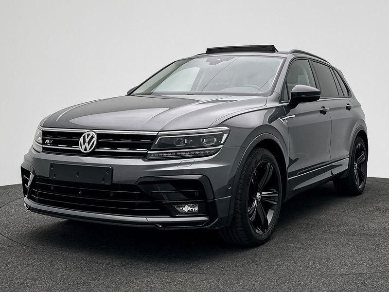 Volkswagen Tiguan • 2020 • 118,800 km 1