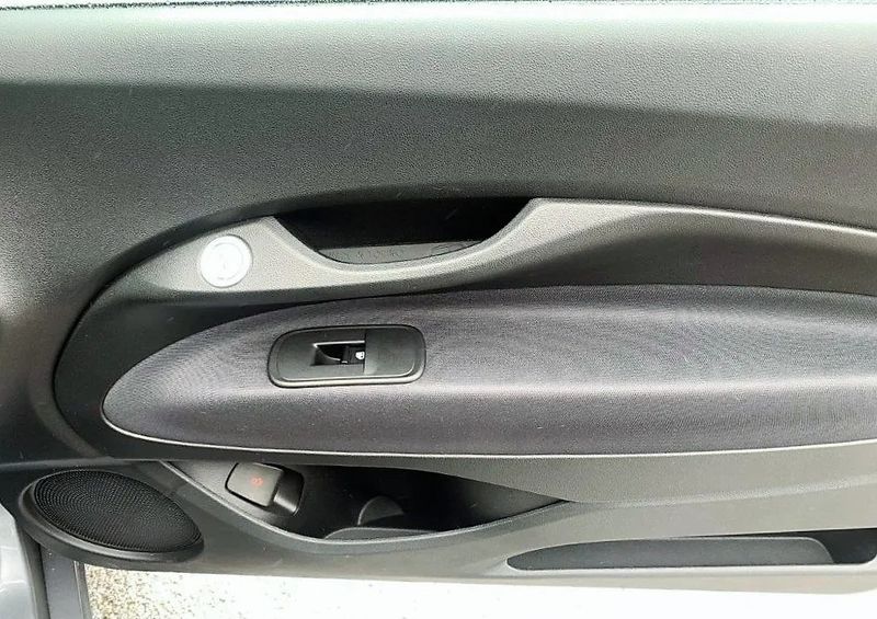 Fiat 500e • 2020 • 30,000 km 6