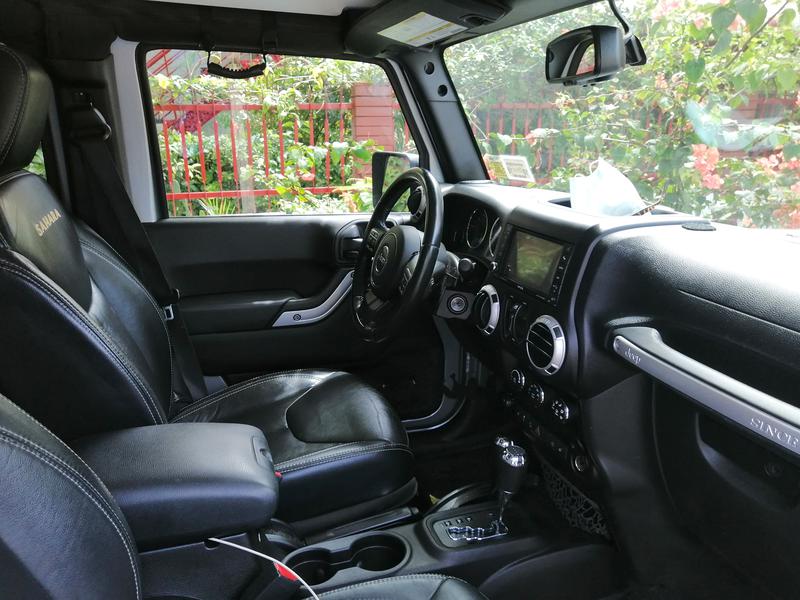 Jeep Wrangler • 2015 • 1 km 5