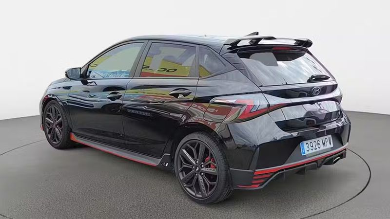 Hyundai i20 • 2024 • 20,650 km 4