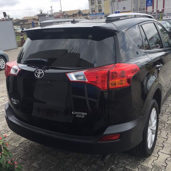 Toyota RAV4 • 2013 • 3 km 2