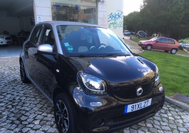 Smart Forfour • 2015 • 84,000 km 8