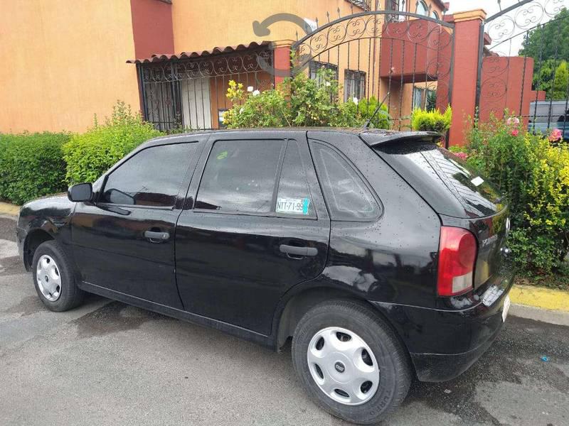 Volkswagen Pointer • 2009 • 90,000 km 4