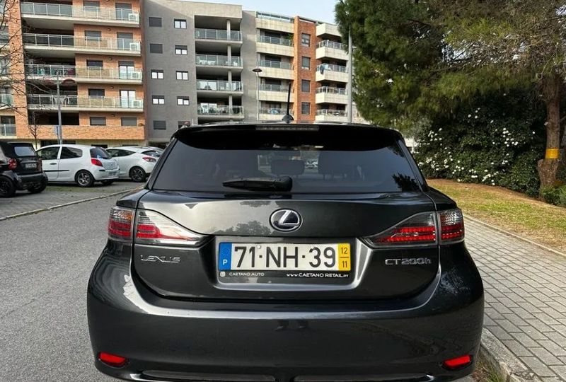 Lexus CT • 2012 • 223,000 km 1