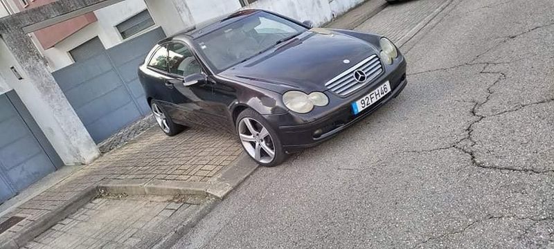 Mercedes-Benz 200 - 300 • 2002 • 98,000 km 5