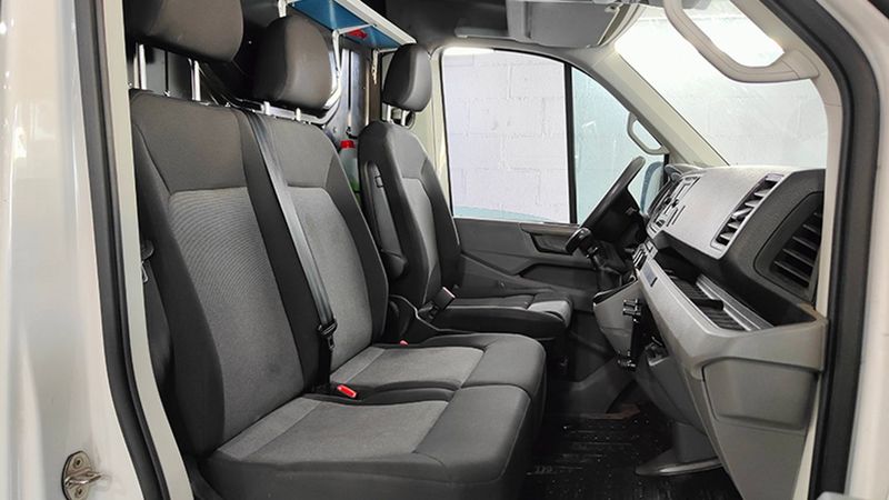 Volkswagen Crafter • 2021 • 176,250 km 7