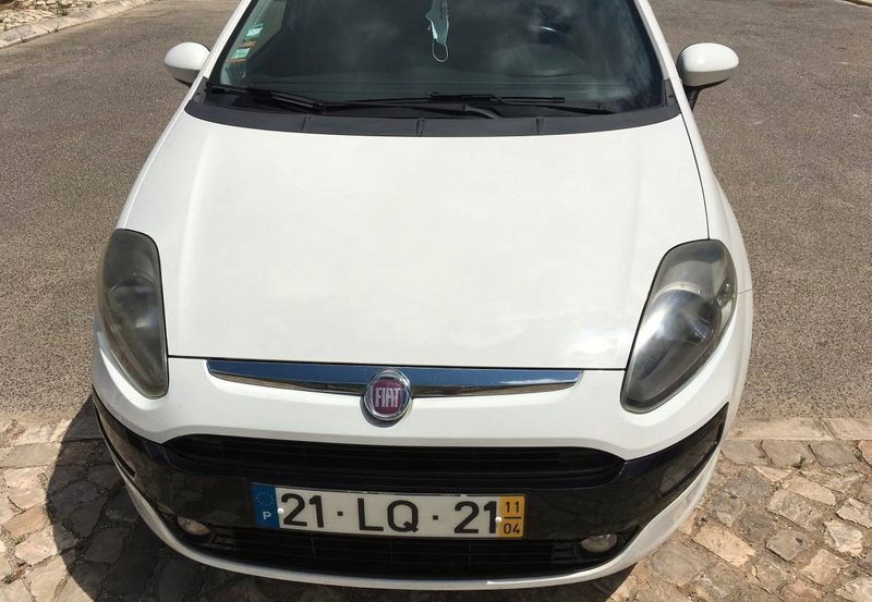 Fiat Grande Punto • 2011 • 80,000 km 1
