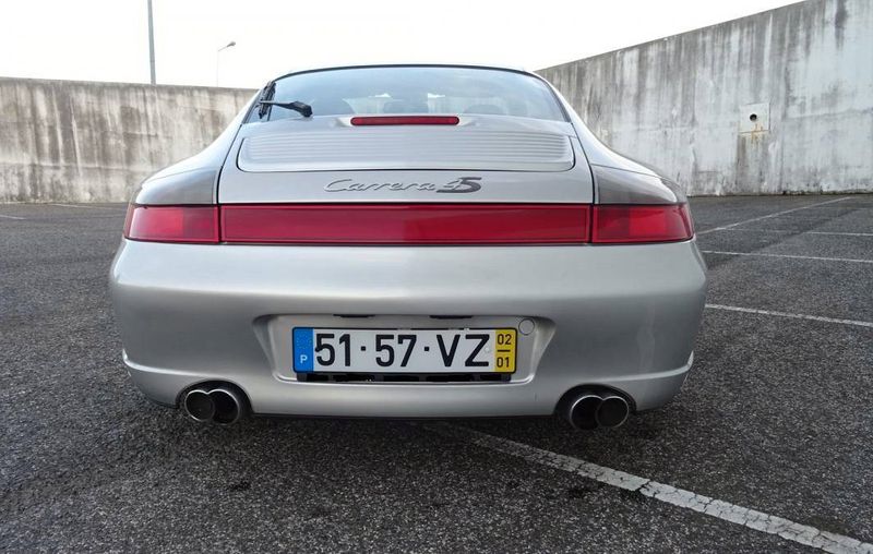 Porsche 911 Carrera • 2002 • 73,000 km 3