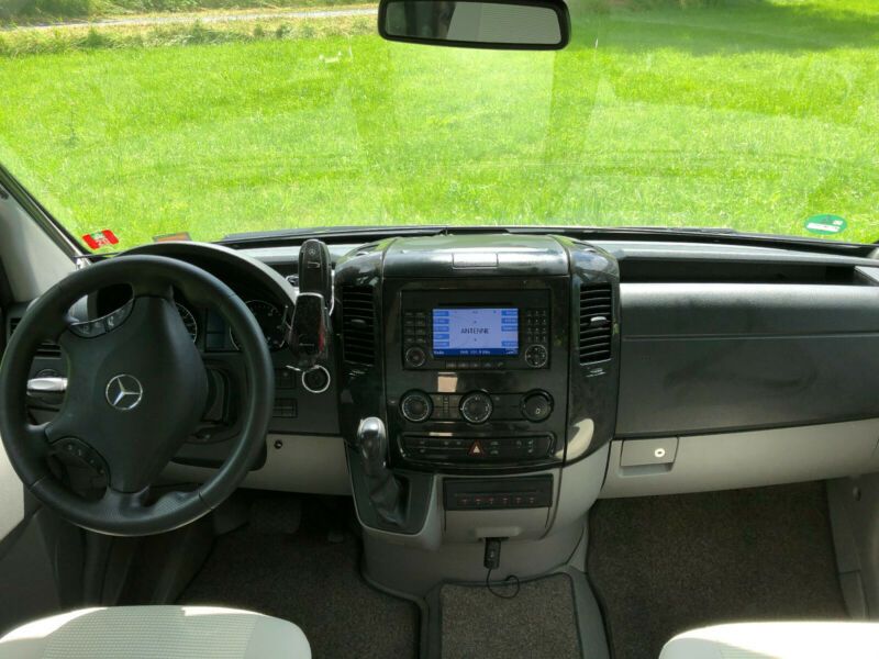 Mercedes-Benz Sprinter • 2008 • 118,200 km 5