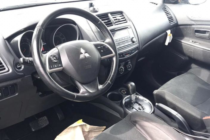 Mitsubishi Outlander • 2015 • 56 km 2