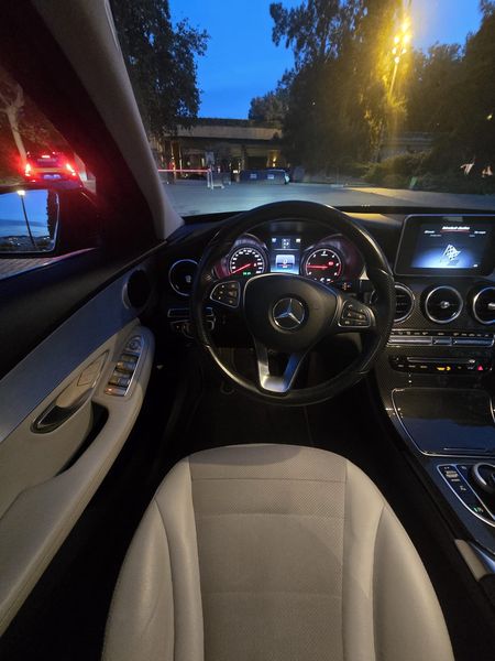 Mercedes-Benz C-Class • 2017 • 126,000 km 6