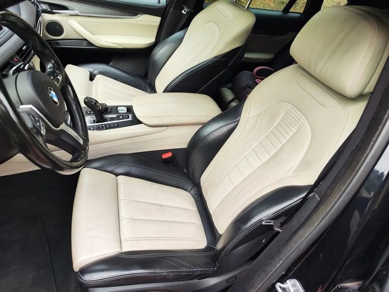 BMW X6 • 2017 • 110,000 km 2