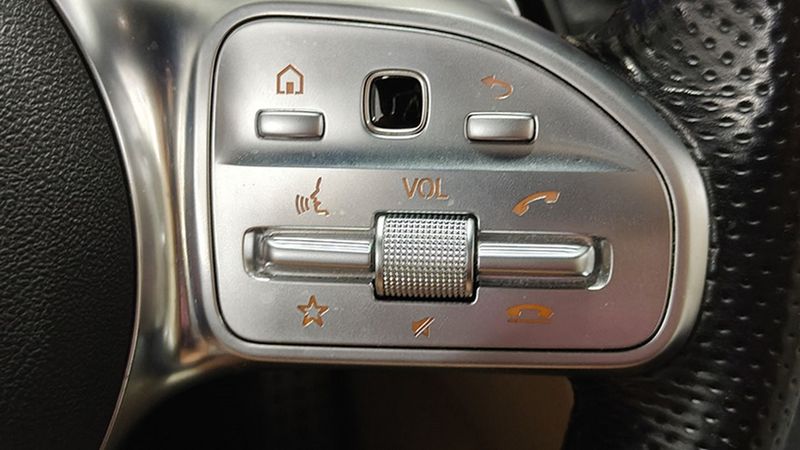 Mercedes-Benz C • 2020 • 67,072 km 15