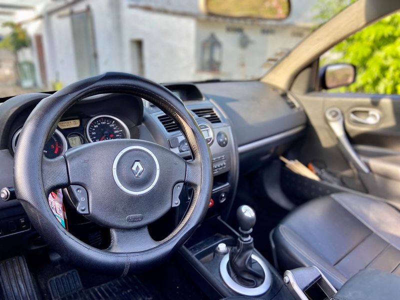 Renault Mégane • 2006 • 265,000 km 6