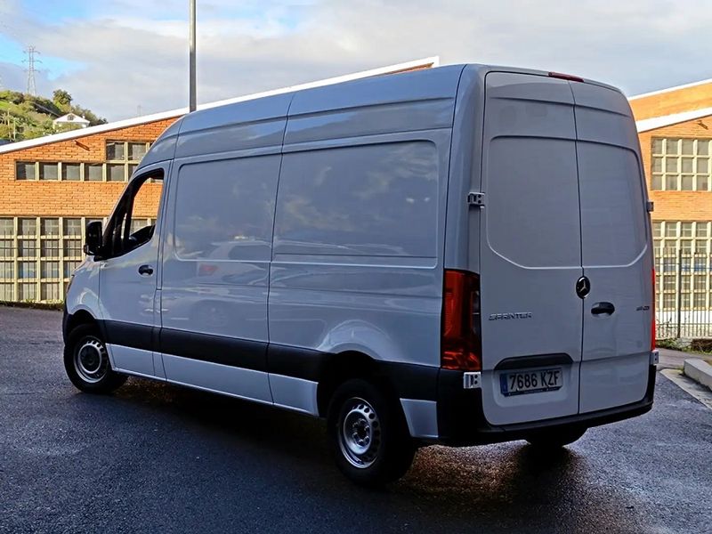 Mercedes-Benz Sprinter • 2019 • 89,000 km 5