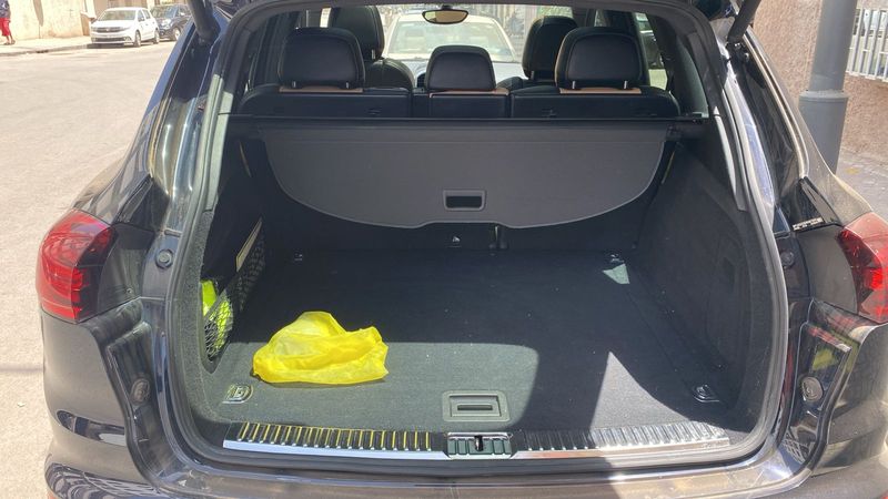Porsche Cayenne • 2017 • 153,000 km 6