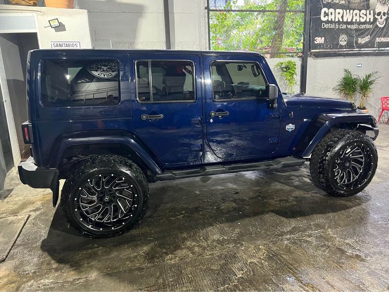 Jeep Wrangler • 2013 • 90,500 km 3