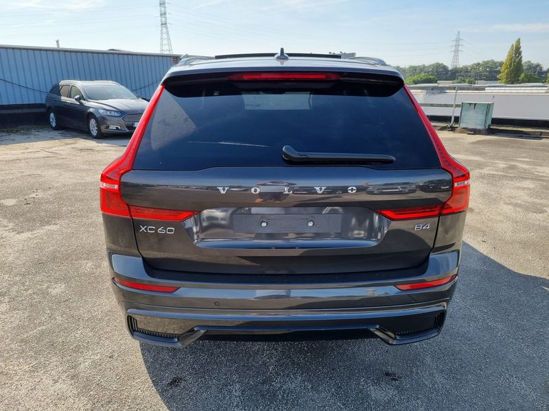 Volvo XC60 • 2021 • 29,000 km 5