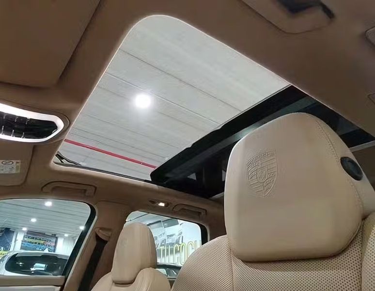 Porsche Cayenne • 2015 • 48,199 km 5