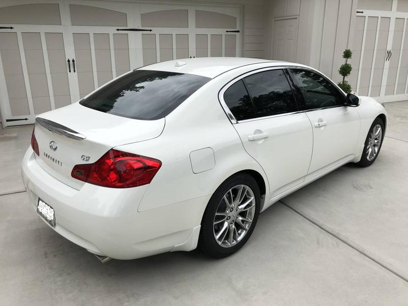 Infiniti G • 2009 • 92,000 km 2