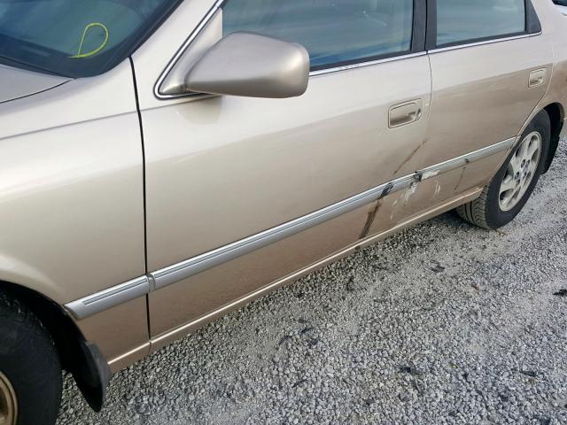 Toyota Camry • 2001 • 15,000 km 8