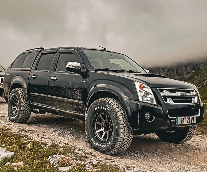Isuzu D-MAX • 2010 • 182,000 km 1