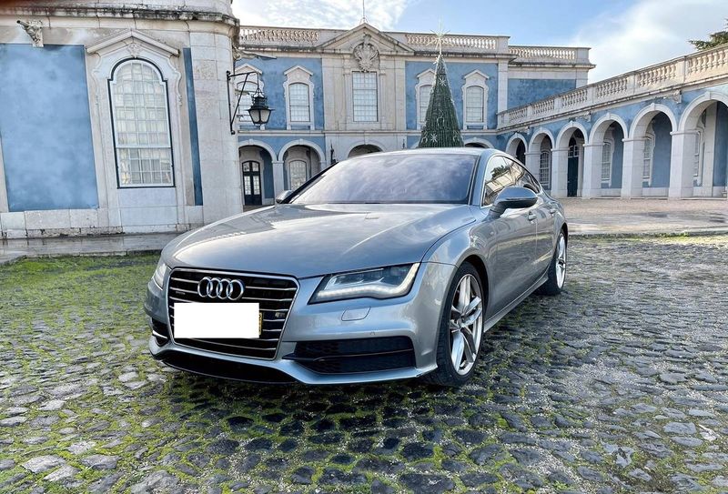Audi A7 • 2012 • 1,850,120 km 1