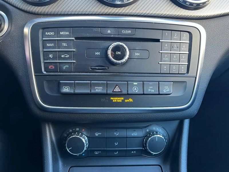 Mercedes-Benz GLA-Class • 2017 • 112,000 km 10