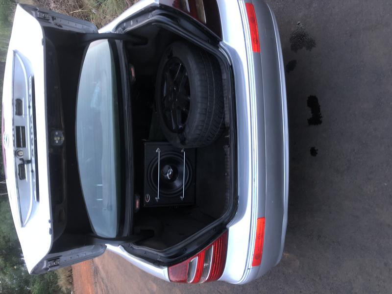 Mercedes-Benz E-320 • 2002 • 98,000 km 3