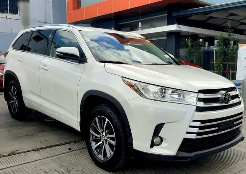 Toyota Highlander • 2018 • 87,000 mi 1