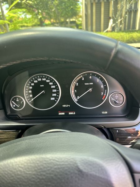 BMW 5 Series • 2014 • 28,000 km 7