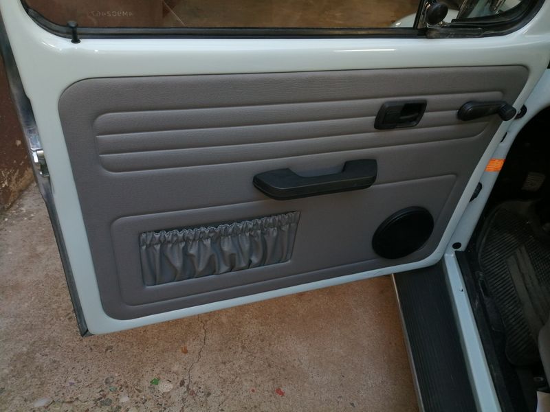 Volkswagen Beetle • 2004 • 5,900 km 10