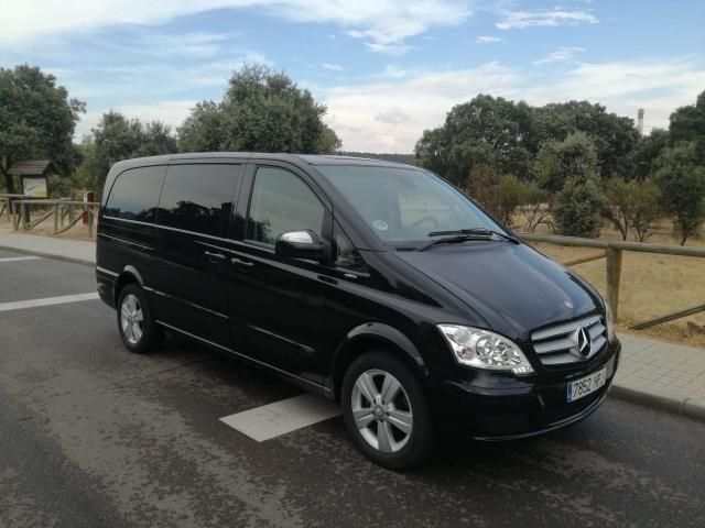Mercedes-Benz 210 Van • 2013 • 171,000 km 3