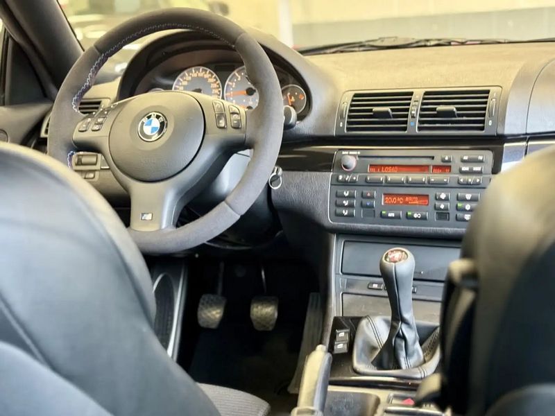 BMW M3 • 2005 • 134,000 km 6