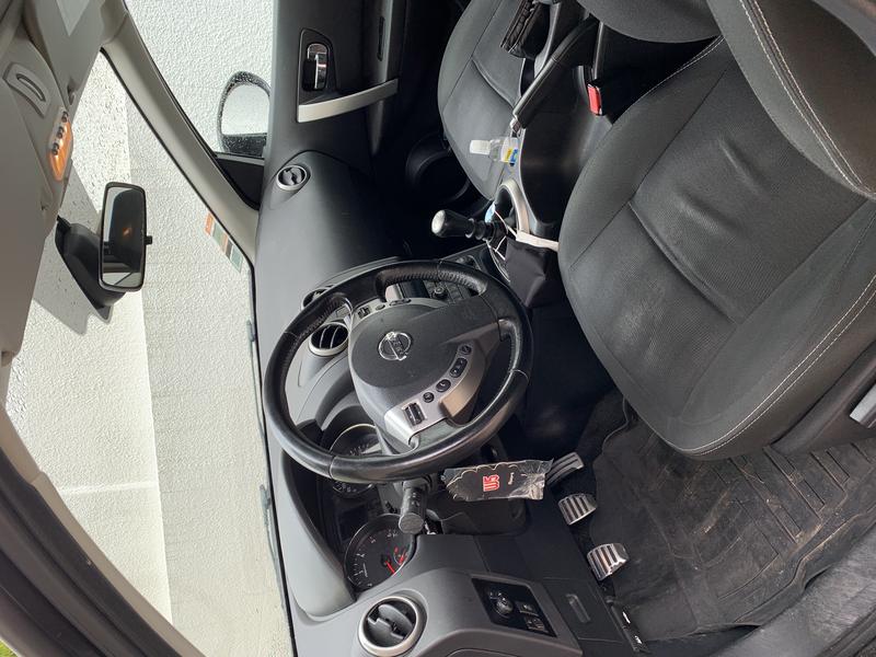 Nissan Qashqai • 2011 • 224,283 km 5