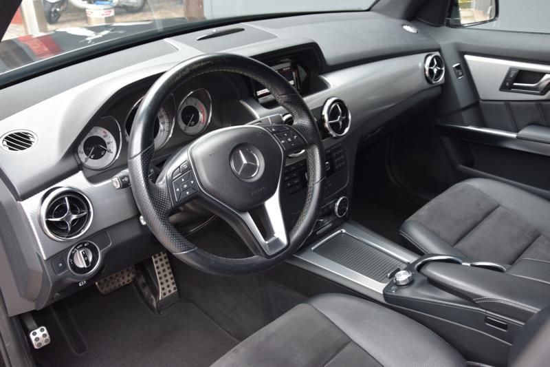 Mercedes-Benz GLK • 2013 • 163,000 km 9