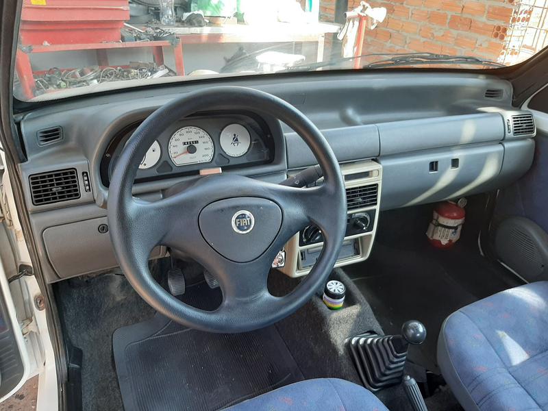 Fiat Uno • 2002 • 24,000 km 6
