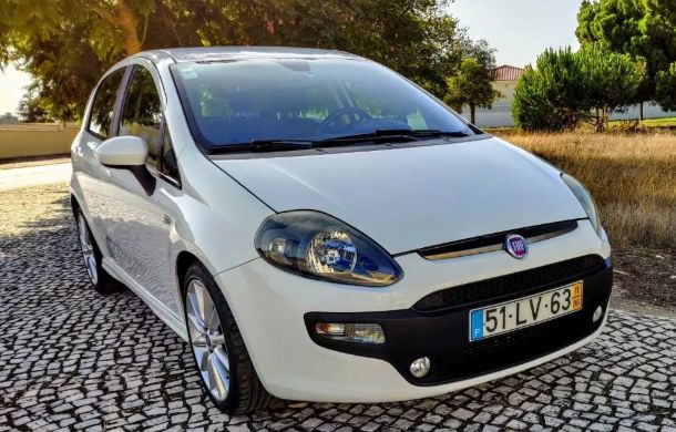 Fiat Grande Punto • 2011 • 177,000 km 2