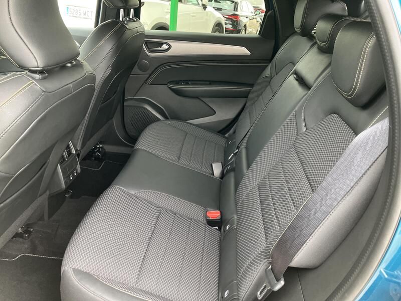 Renault Clio • 2024 • 3,800 km 27